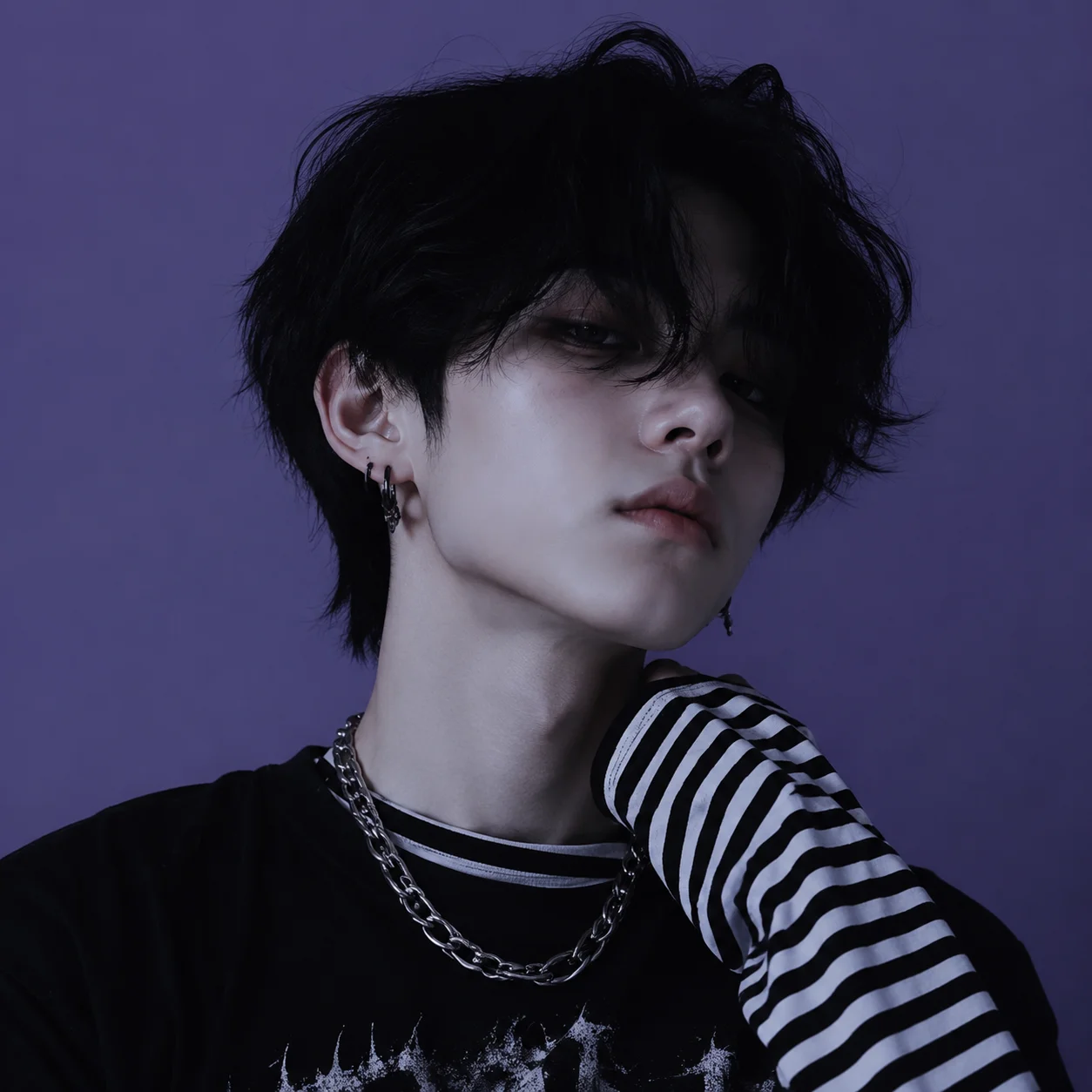 black-white-emo-pfp-hood-up-face-half-hidden-dramatic-lighting Black and white emo pfp with hood pulled up, half-hidden face, and dramatic shadow lighting for mysterious minimalist avatar